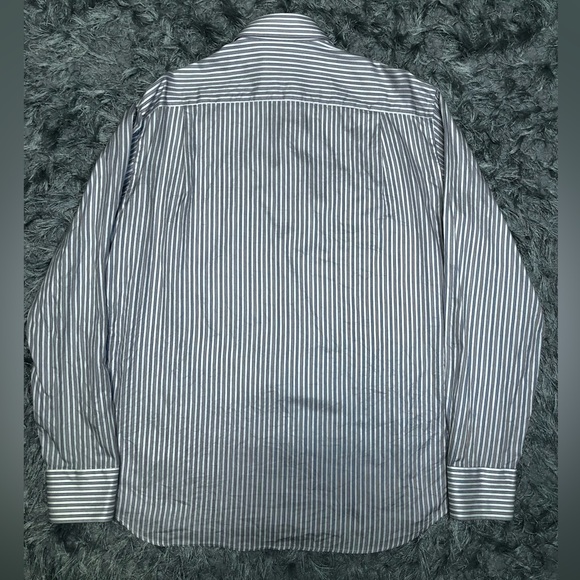 Like New Canali Button Down Dress Shirt Size 42/16.5 - Picture 3 of 5
